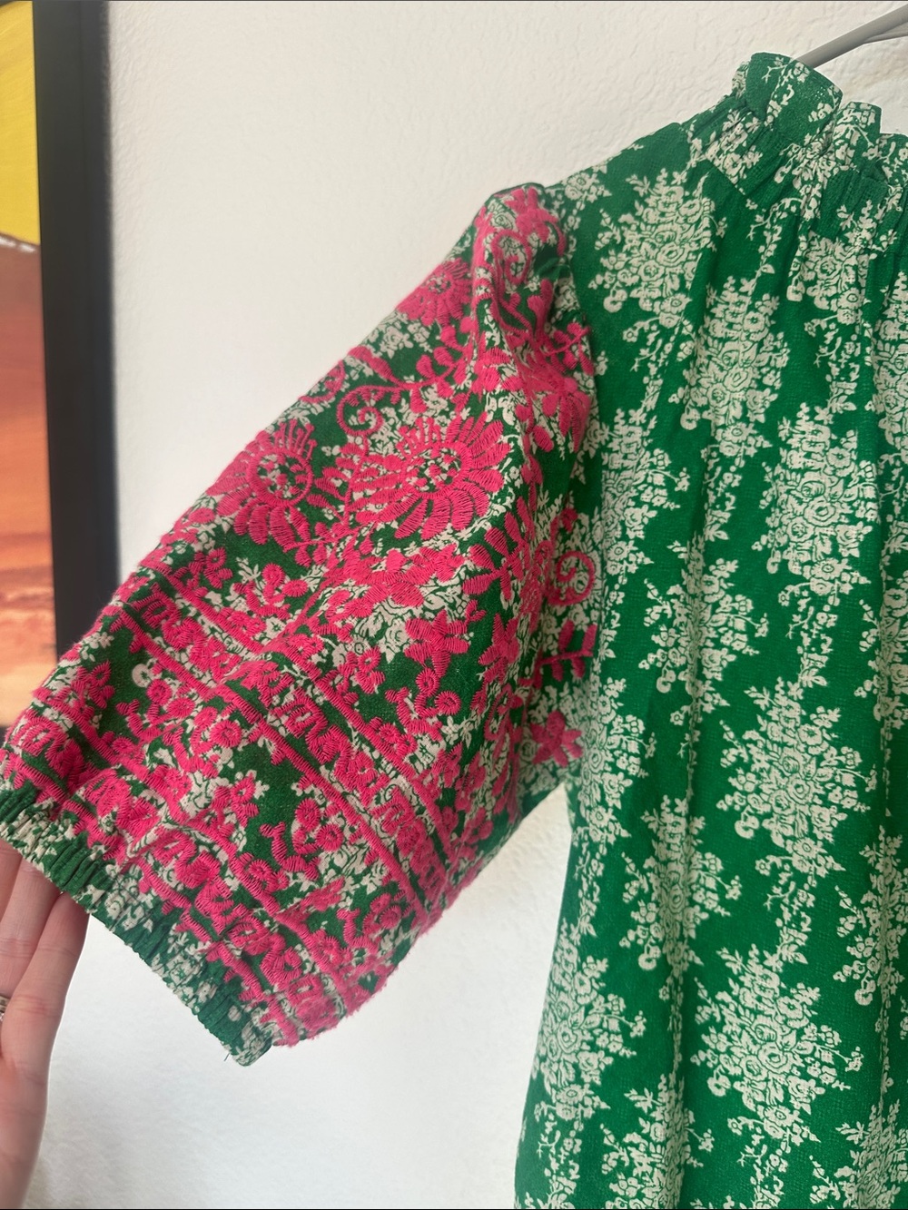 THML floral embroidered puff sleeve mock neck detail top! - Picture 4 of 10